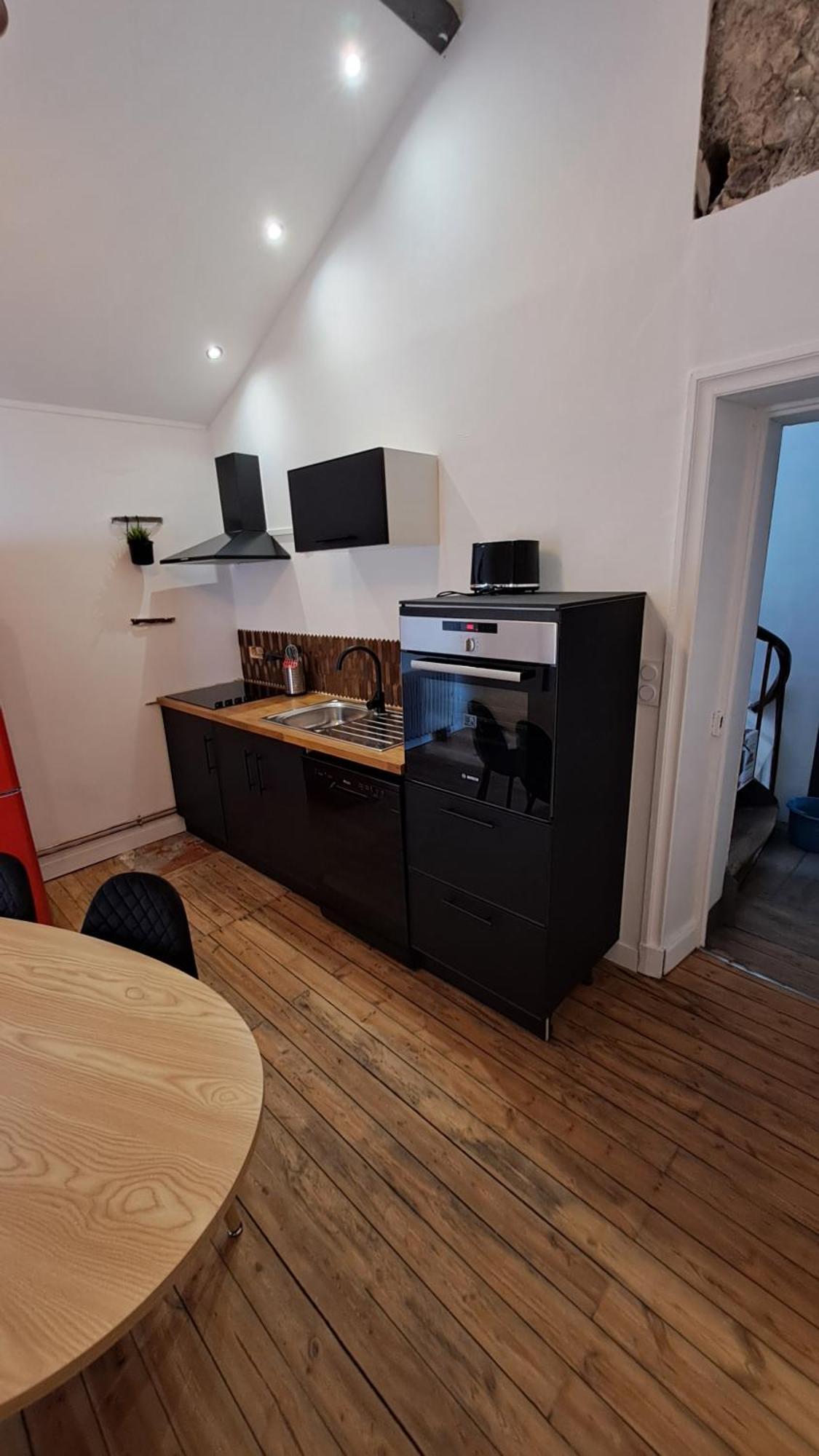 Le Bon Secours Apartment Murat  Luaran gambar